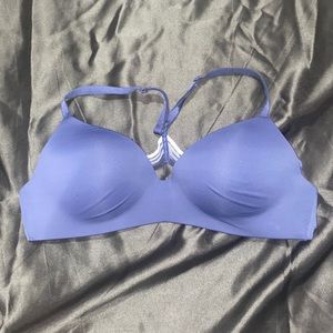 Victoria Secret T-Shirt Lightly Lined Bra
